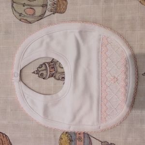 Babycottons elegant bib